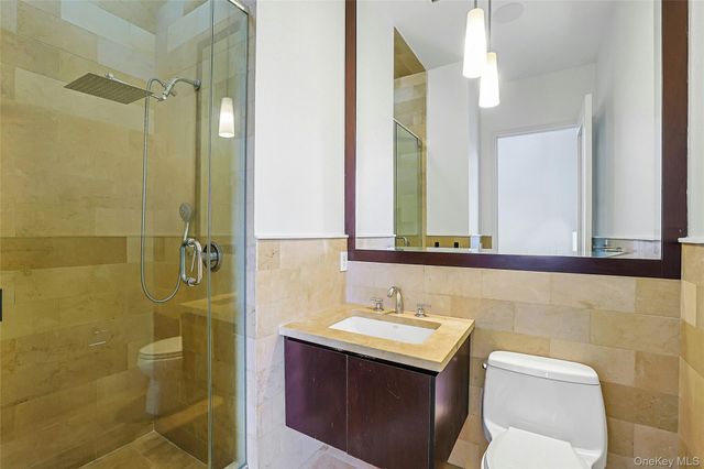 25 Leroy Place PH1, New Rochelle, NY 10805