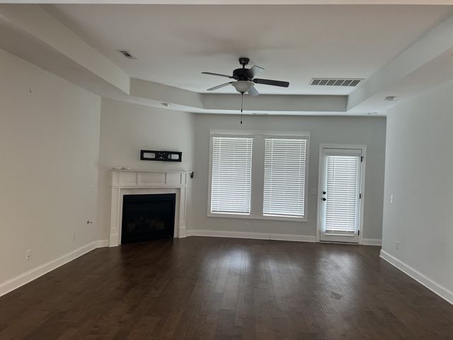 109 Saddlewood Ln, Hendersonville, TN 37075