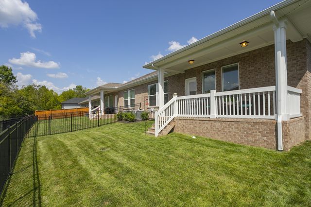 109 Saddlewood Ln, Hendersonville, TN 37075