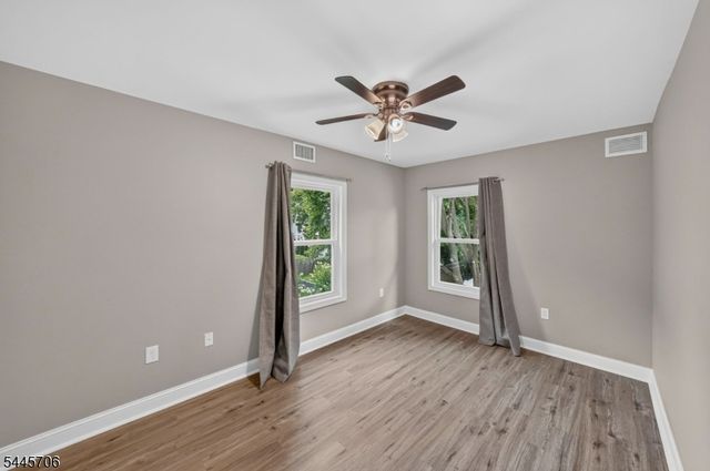 121 E Maple Ave, Bound Brook Boro, NJ 08805