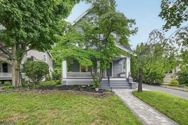 121 E Maple Ave, Bound Brook Boro, NJ 08805