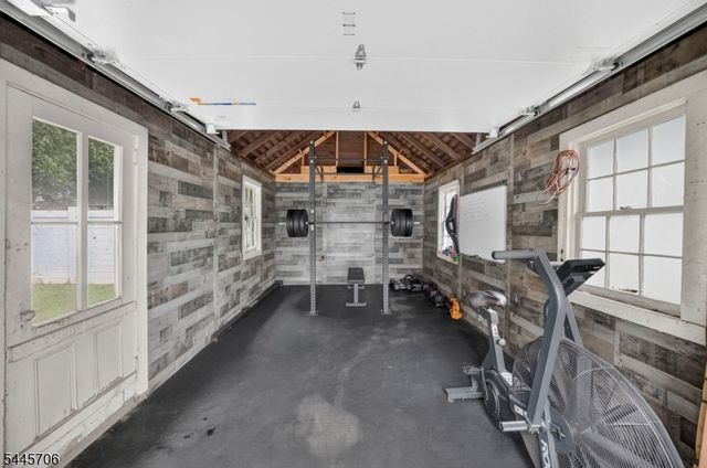 121 E Maple Ave, Bound Brook Boro, NJ 08805