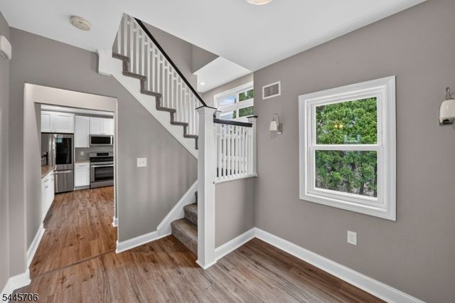121 E Maple Ave, Bound Brook Boro, NJ 08805