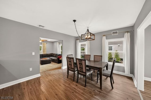 121 E Maple Ave, Bound Brook Boro, NJ 08805