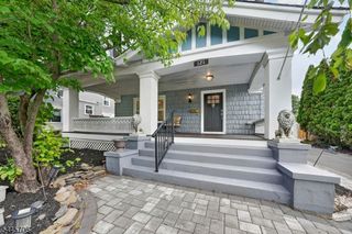 121 E Maple Ave, Bound Brook Boro, NJ 08805