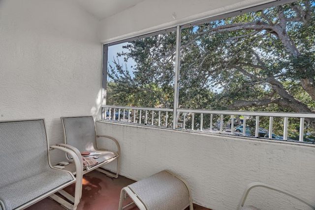 367 SE Rogers Court, Stuart, FL 34994