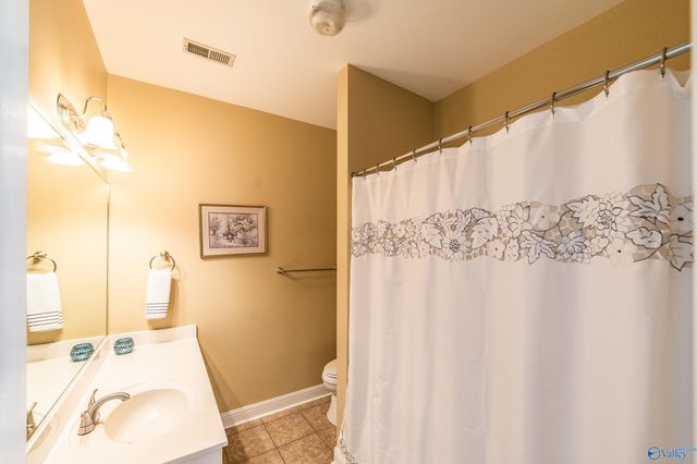 2611 Sandalhaven Drive, Owens Cross Roads, AL 35763
