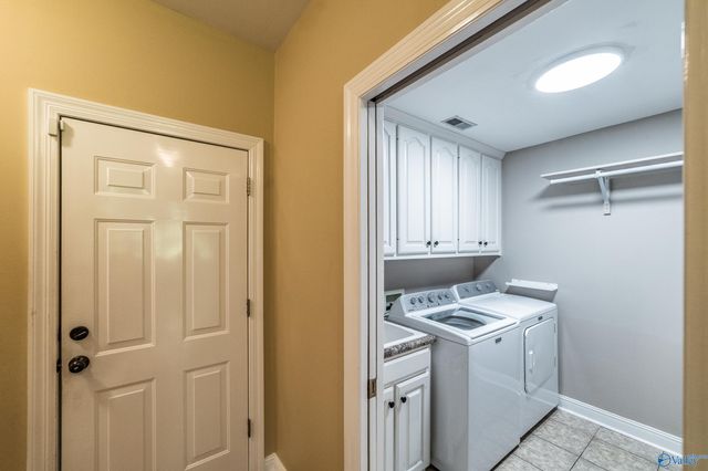 2611 Sandalhaven Drive, Owens Cross Roads, AL 35763
