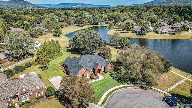 2611 Sandalhaven Drive, Owens Cross Roads, AL 35763