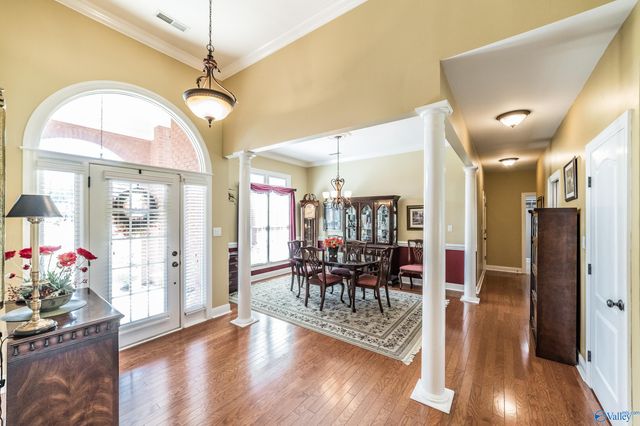 2611 Sandalhaven Drive, Owens Cross Roads, AL 35763