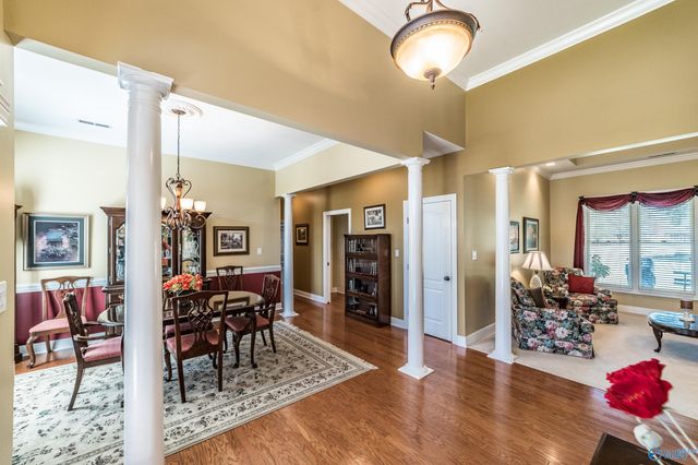 2611 Sandalhaven Drive, Owens Cross Roads, AL 35763