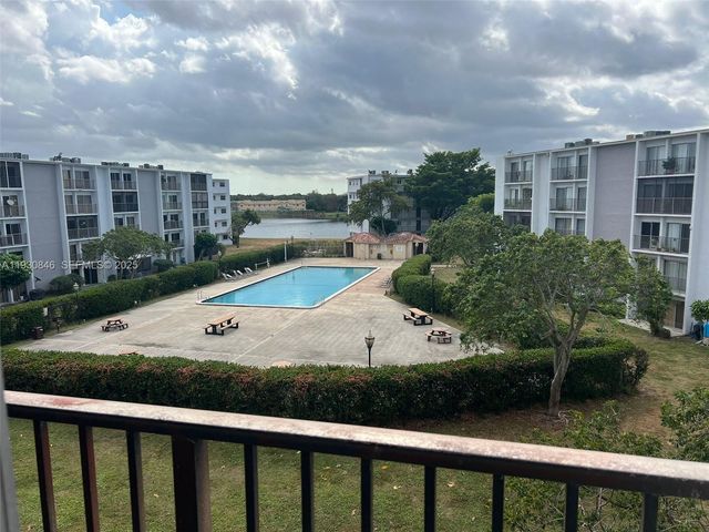 8620 N Sherman Cir 406, Miramar, FL 33025