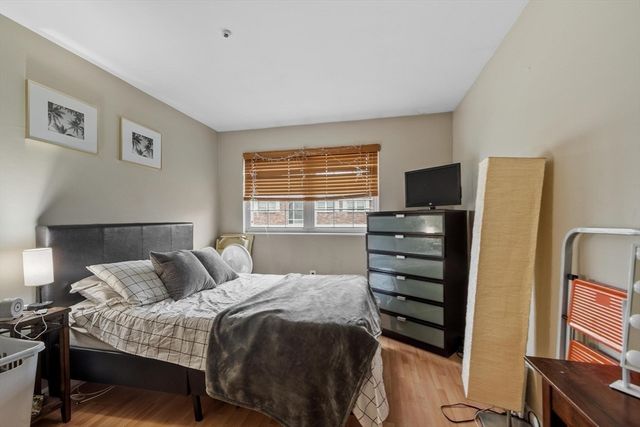 80 Edgelawn Avenue 6, North Andover, MA 01845
