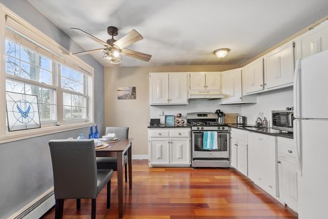 80 Edgelawn Avenue 6, North Andover, MA 01845
