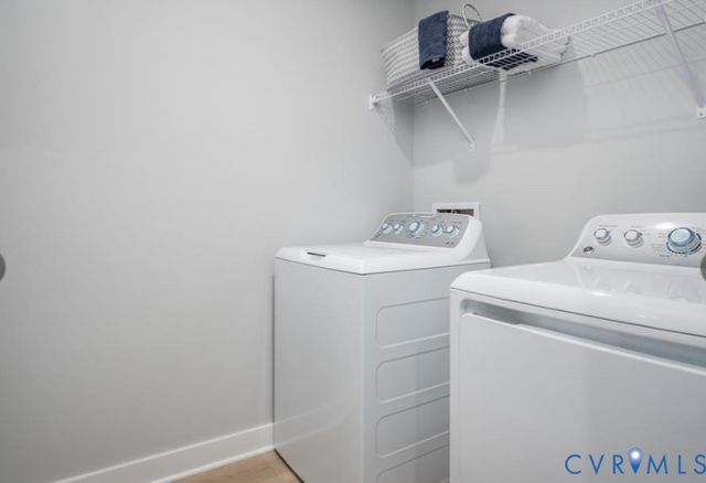 10912 Genito Square Dr, Midlothian, VA 23112