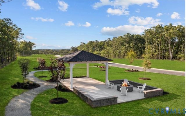 10912 Genito Square Dr, Midlothian, VA 23112