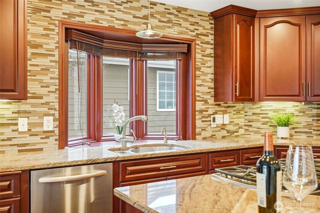 13945 SE 159th Place, Renton, WA 98058