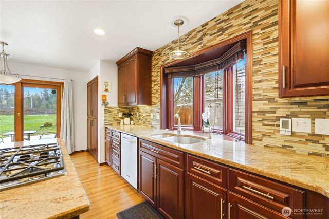 13945 SE 159th Place, Renton, WA 98058