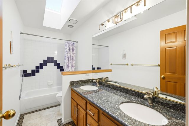 13945 SE 159th Place, Renton, WA 98058