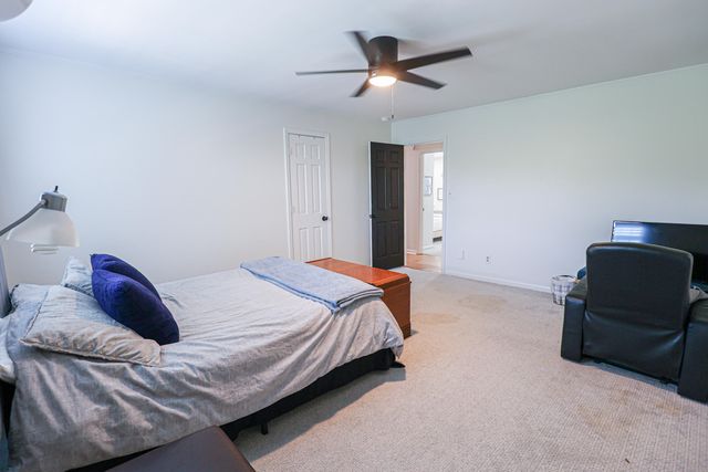 227 Audubon Drive, Paducah, KY 42001