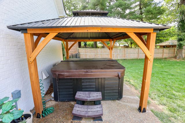 227 Audubon Drive, Paducah, KY 42001