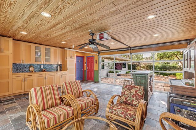 2826 Stetson Lane, Houston, TX 77043