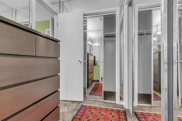 2826 Stetson Lane, Houston, TX 77043