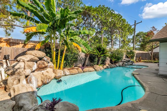 2826 Stetson Lane, Houston, TX 77043