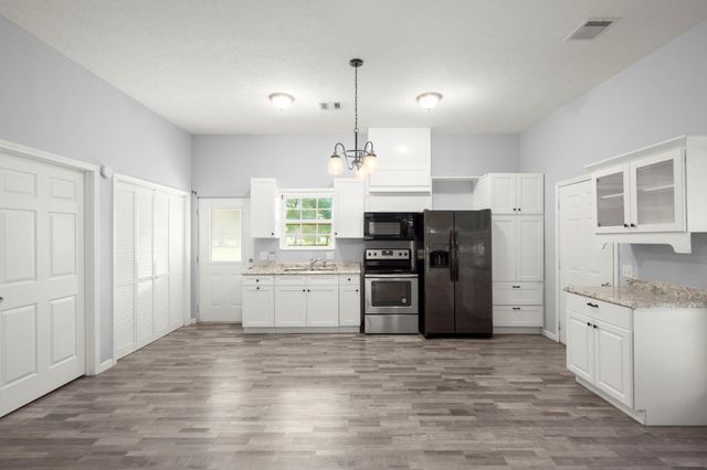 10871 Coaster Lane, Conroe, TX 77306