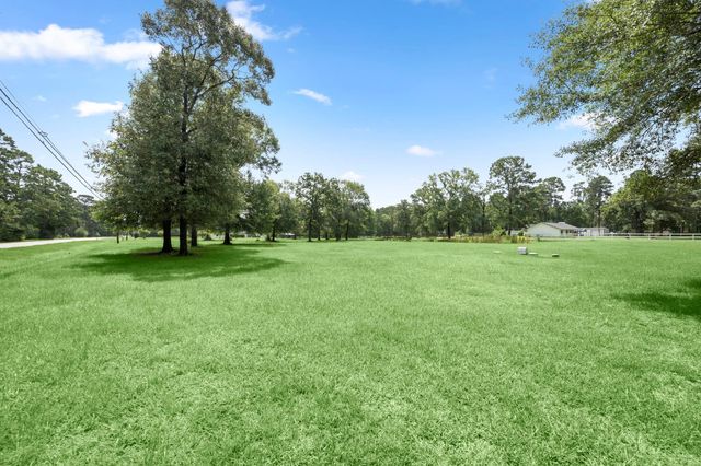 10871 Coaster Lane, Conroe, TX 77306