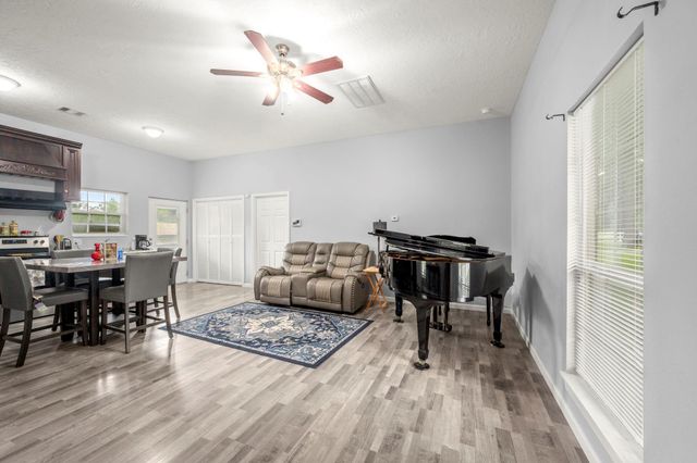 10871 Coaster Lane, Conroe, TX 77306