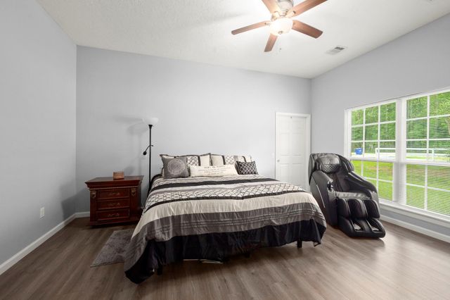 10871 Coaster Lane, Conroe, TX 77306