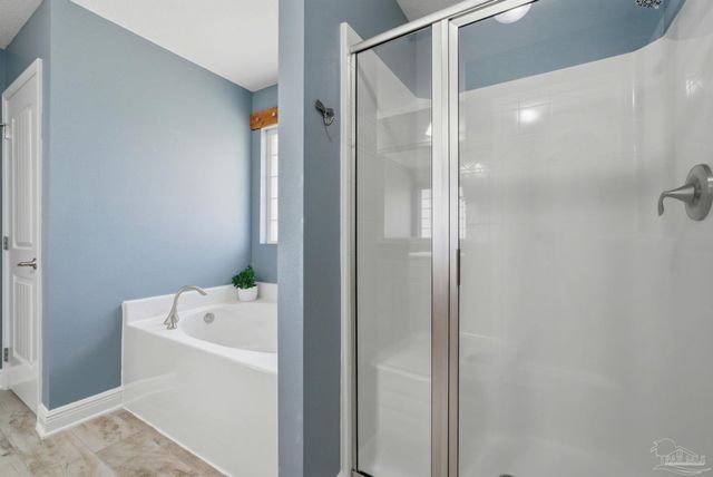 11688 Aruba Dr, Pensacola, FL 32506