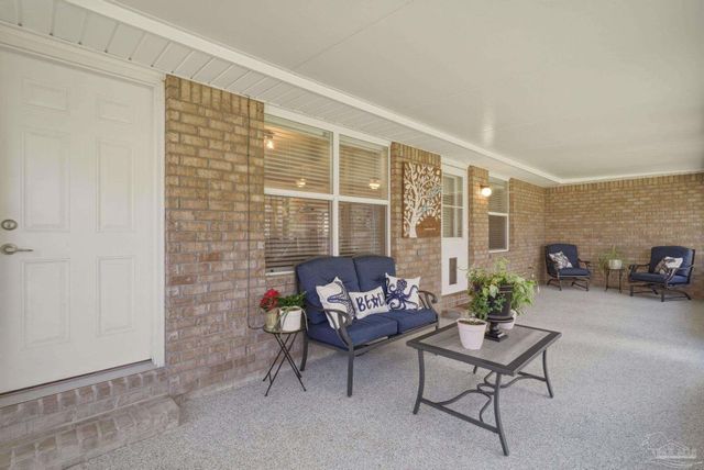 11688 Aruba Dr, Pensacola, FL 32506