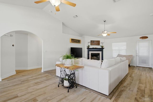 11688 Aruba Dr, Pensacola, FL 32506