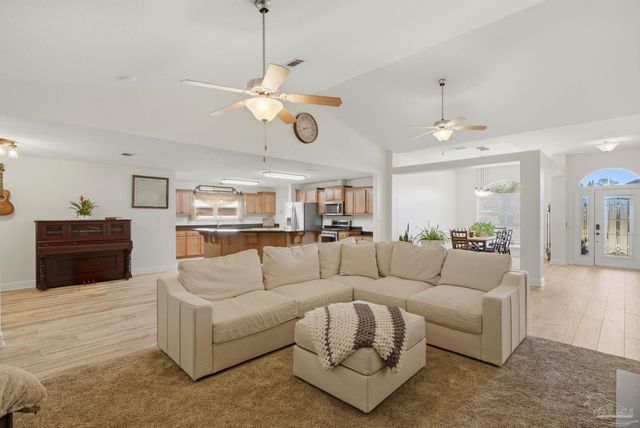 11688 Aruba Dr, Pensacola, FL 32506