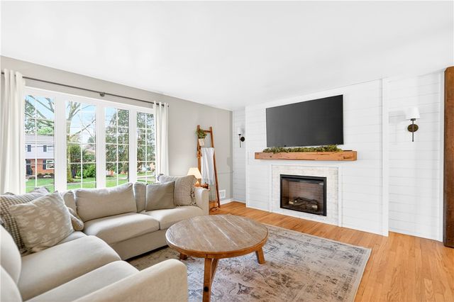 104 Jude Dr., Ross Twp, PA 15237