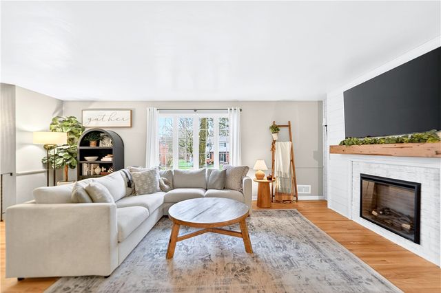 104 Jude Dr., Ross Twp, PA 15237