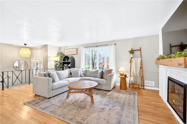 104 Jude Dr., Ross Twp, PA 15237