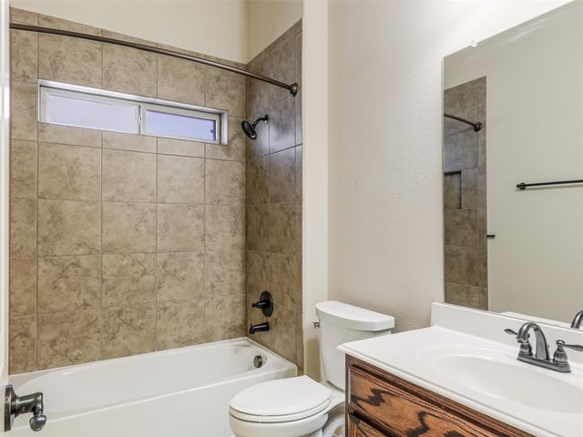 1196 Foster Street, Lantana, TX 76226