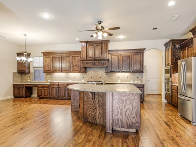 1196 Foster Street, Lantana, TX 76226
