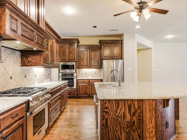 1196 Foster Street, Lantana, TX 76226