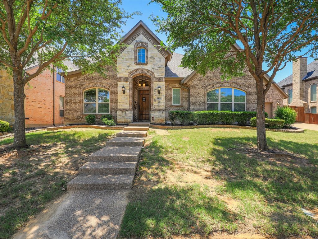 1196 Foster Street, Lantana, TX 76226