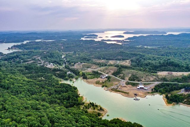 Parrotts Chapel, Sevierville, TN 37876