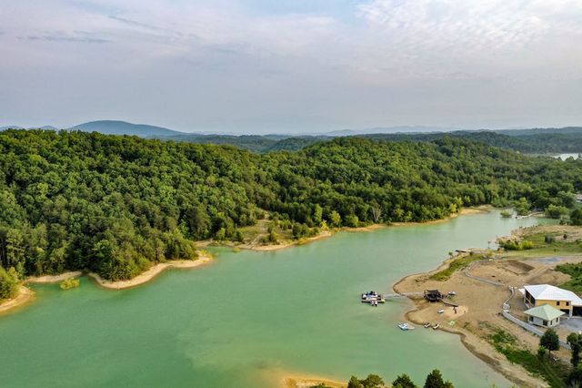 Parrotts Chapel, Sevierville, TN 37876