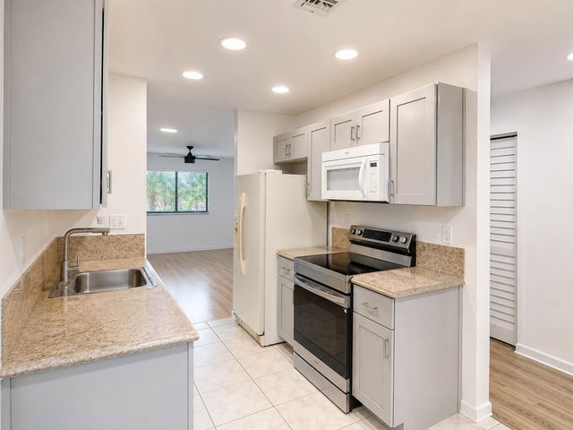 1363 NW 94th Way 1363, Coral Springs, FL 33071
