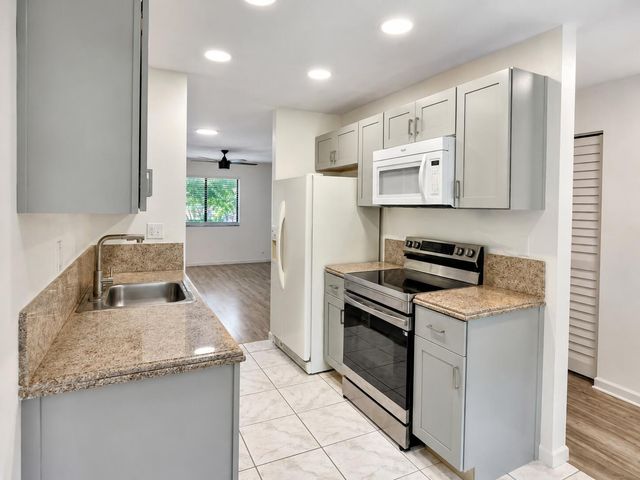 1363 NW 94th Way 1363, Coral Springs, FL 33071