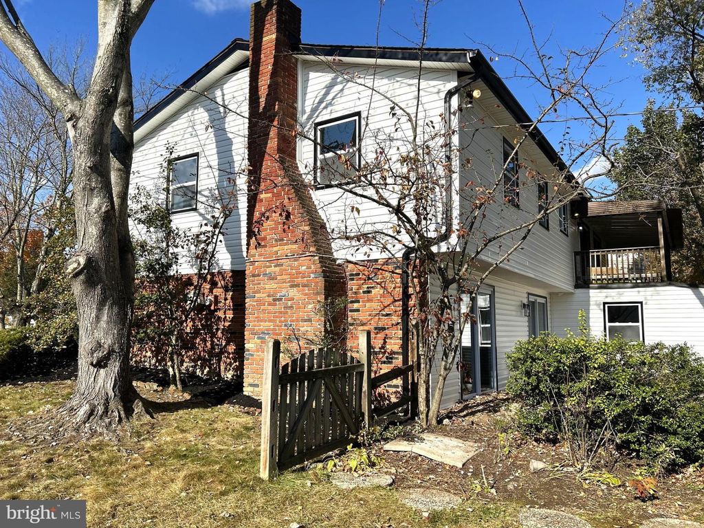 Image 8 of property listing at 503 GLANDEL CT, Joppa, MD 21085