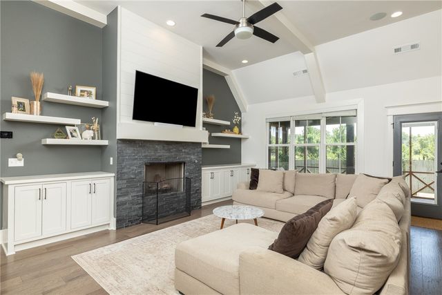 3445 E Galaxy Circle, Fayetteville, AR 72701