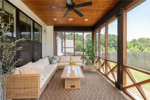 3445 E Galaxy Circle, Fayetteville, AR 72701